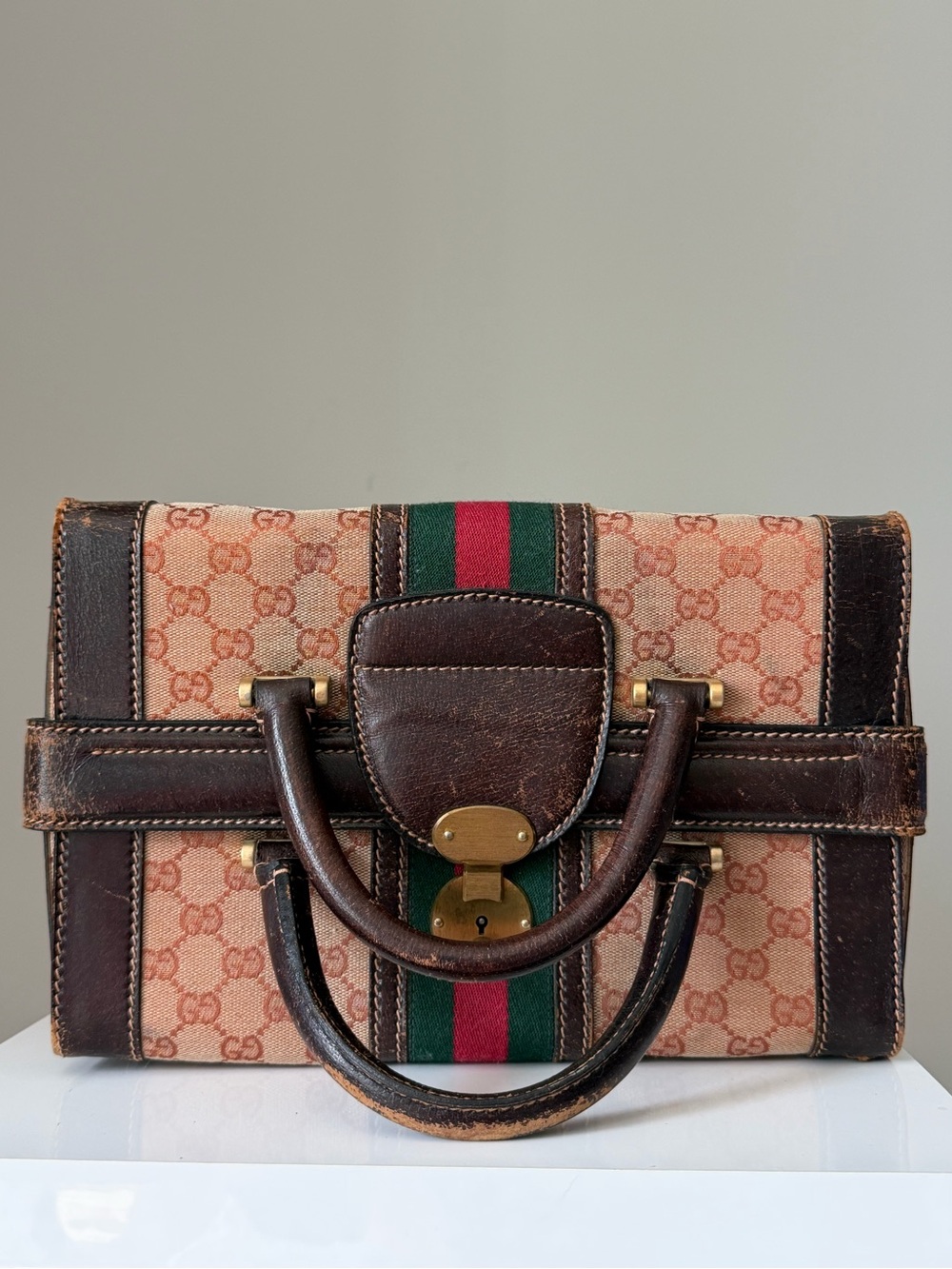 Vintage Gucci GG Supreme Sherry Web Train Case Vanity Bag - Picture 7 of 16
